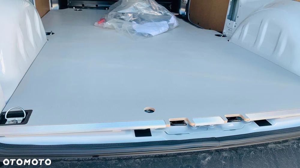 Opel Vivaro 2.2 CDTI M 2,8t - 7