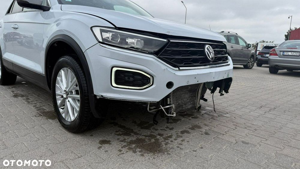 Volkswagen T-Roc - 8