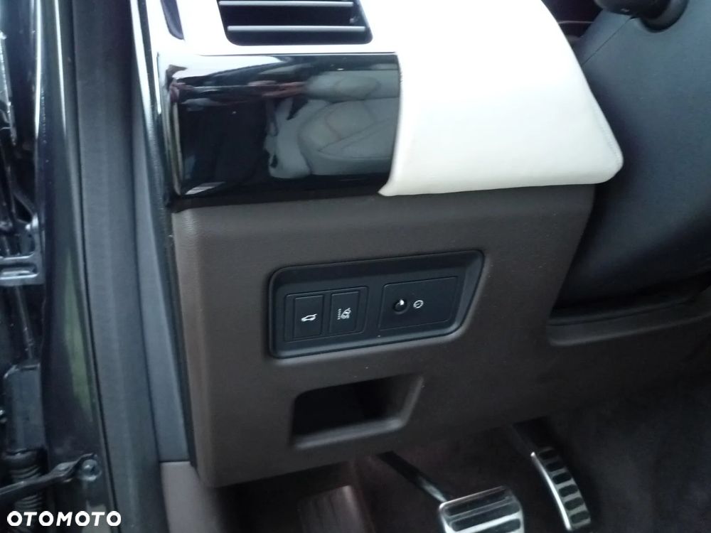 Land Rover Discovery 2.0 Sd4 SkyView Edition - 14
