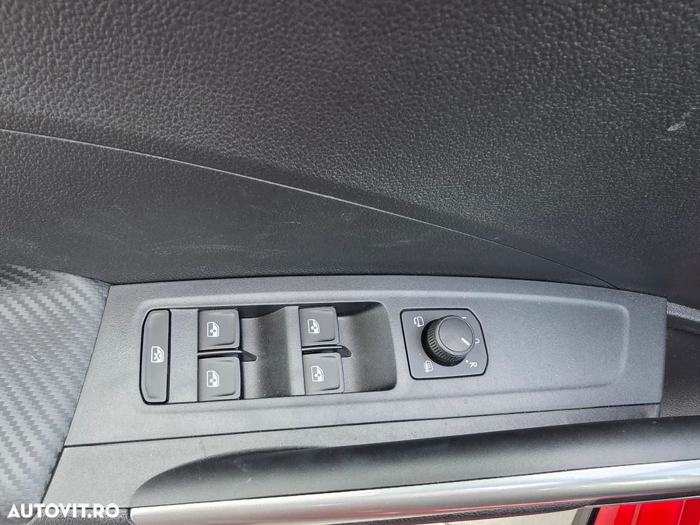 Skoda Fabia - 10