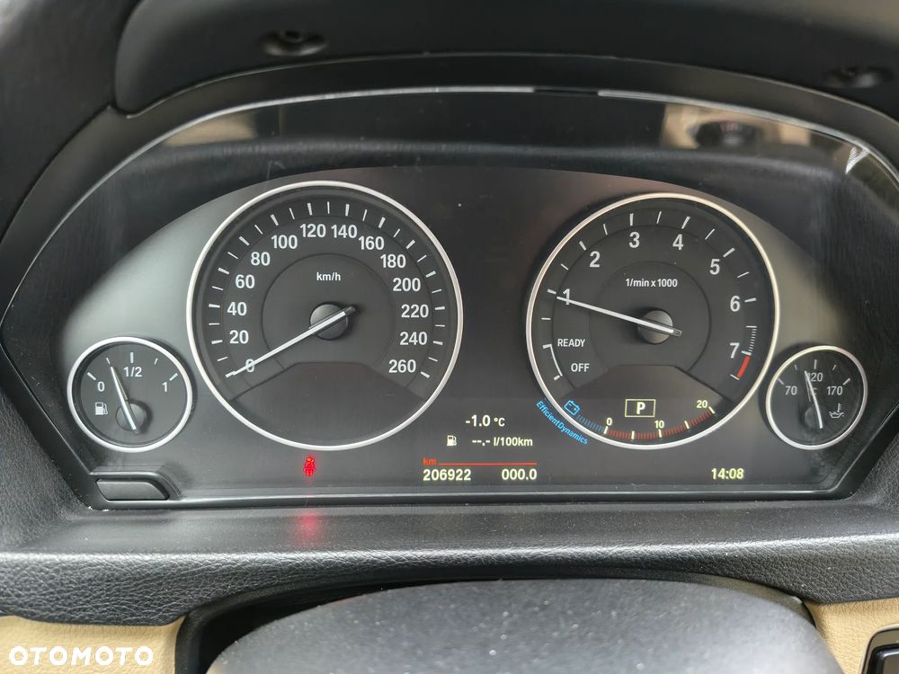 BMW 3GT 330i xDrive Luxury Line - 11