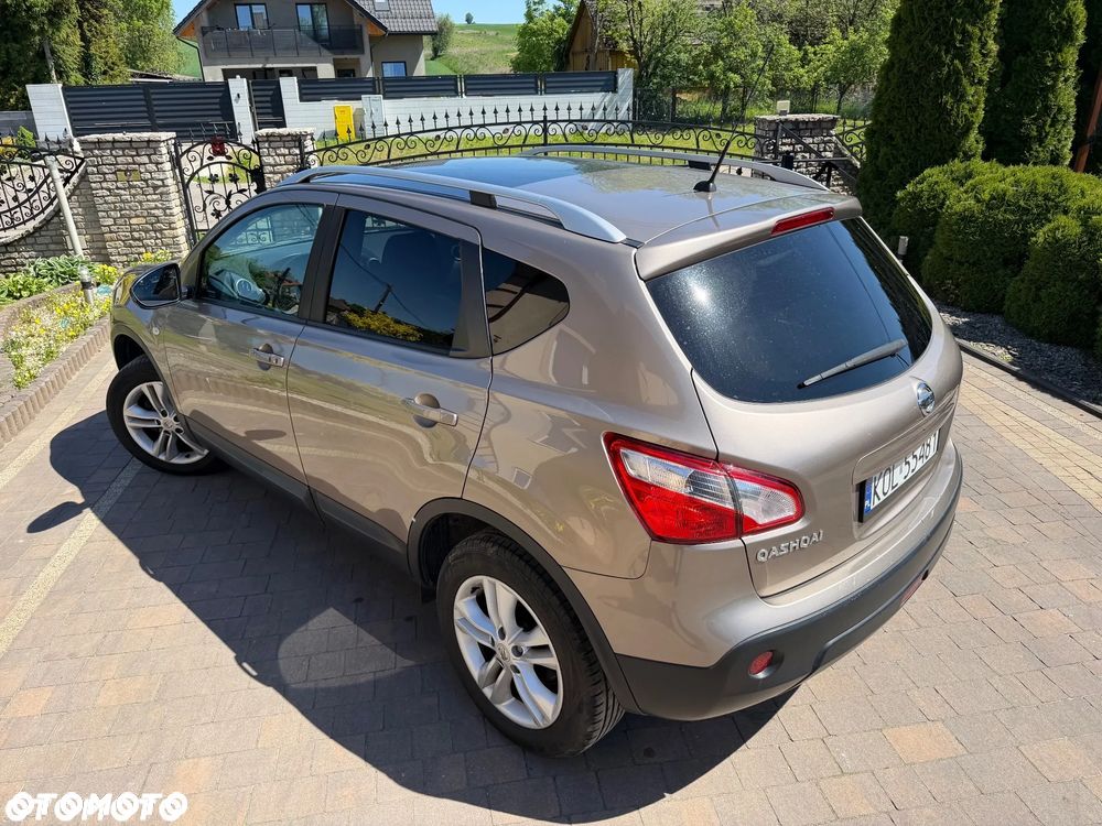 Nissan Qashqai 2.0 Lounge CVT - 4