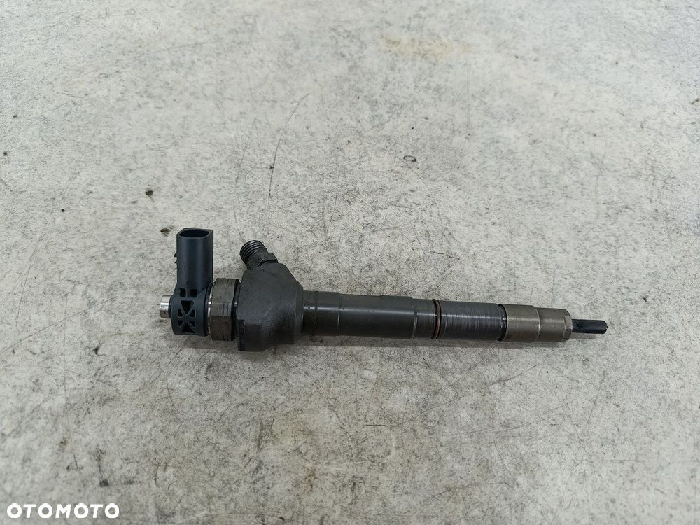 WTRYSKIWACZ VW PASSAT B7 03L130855CX 0986435167  BOSCH 2.0 TDI - 12
