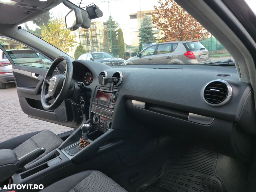 Audi A3 1.6 TDI ack DPF S tronic Ambiente - 10