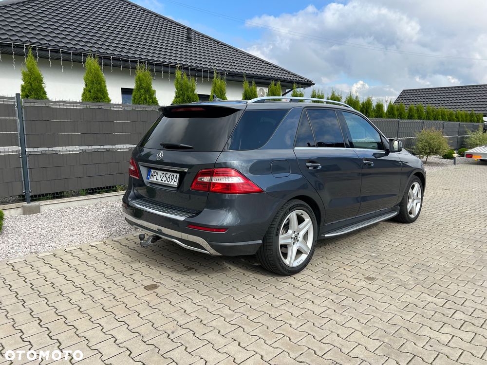 Mercedes-Benz ML 350 BlueTEC 4-Matic - 39
