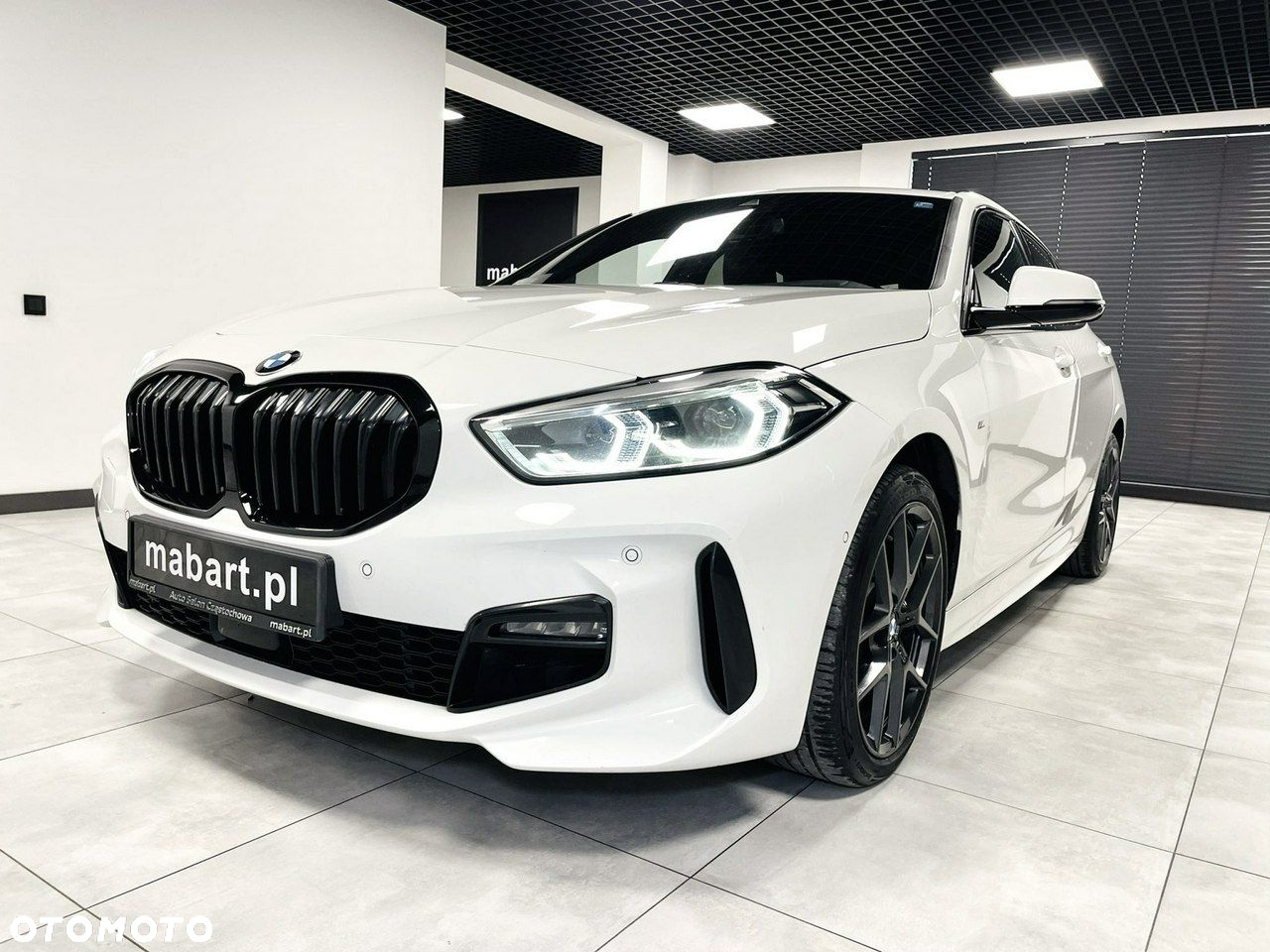 BMW Seria 1 118i M Sport - 12