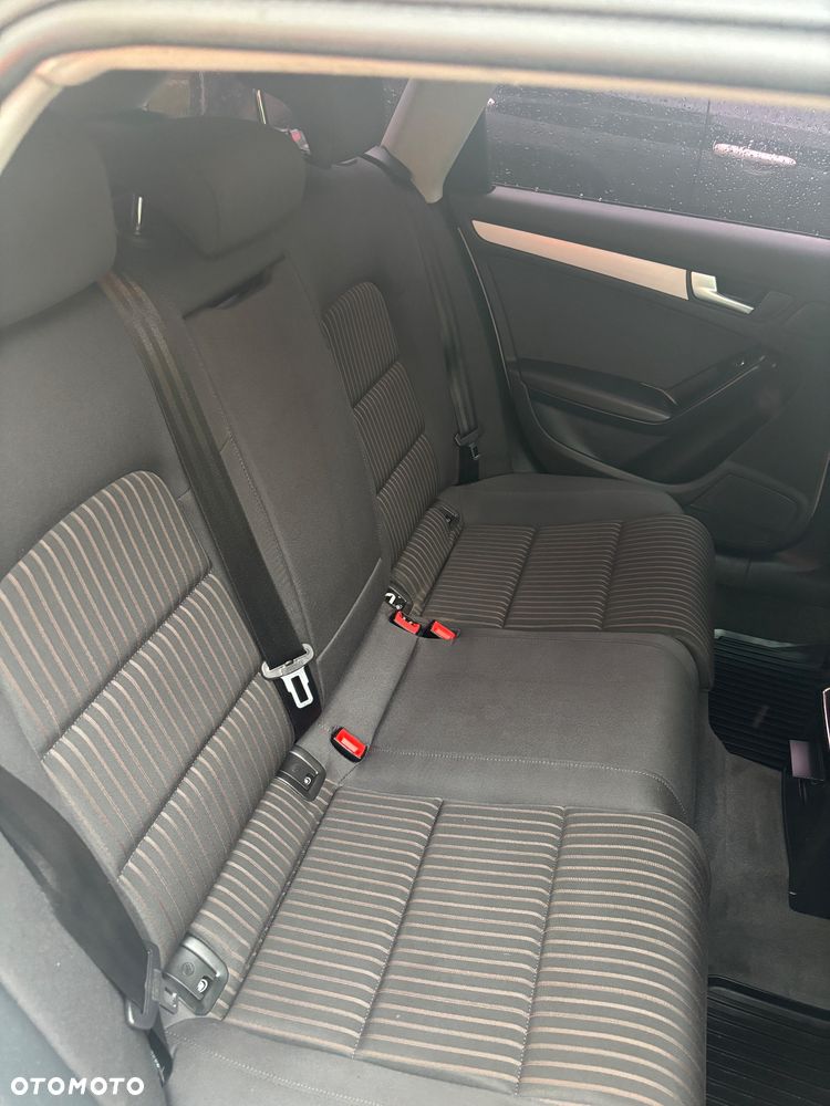 Audi A4 Avant 2.0 TDI quattro - 17
