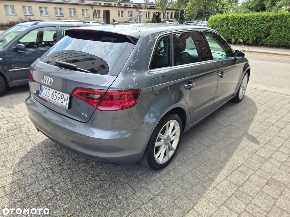 Audi A3 Sportback 2.0 TDI Ambiente - 4