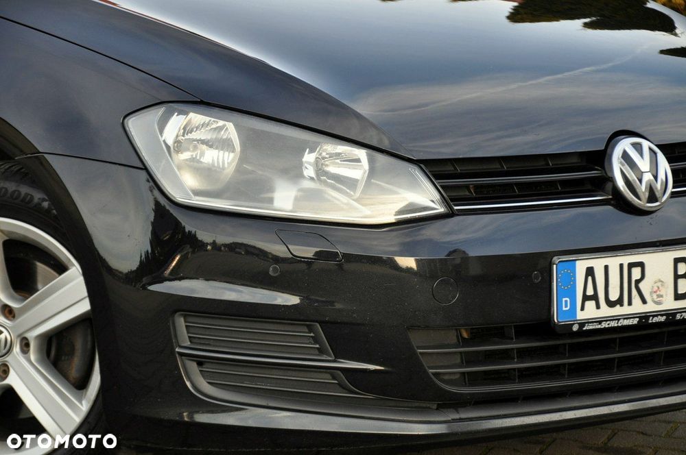 Volkswagen Golf - 12