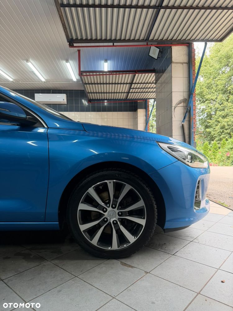 Hyundai i30 1.4 T-GDI Premiere Luxury - 6