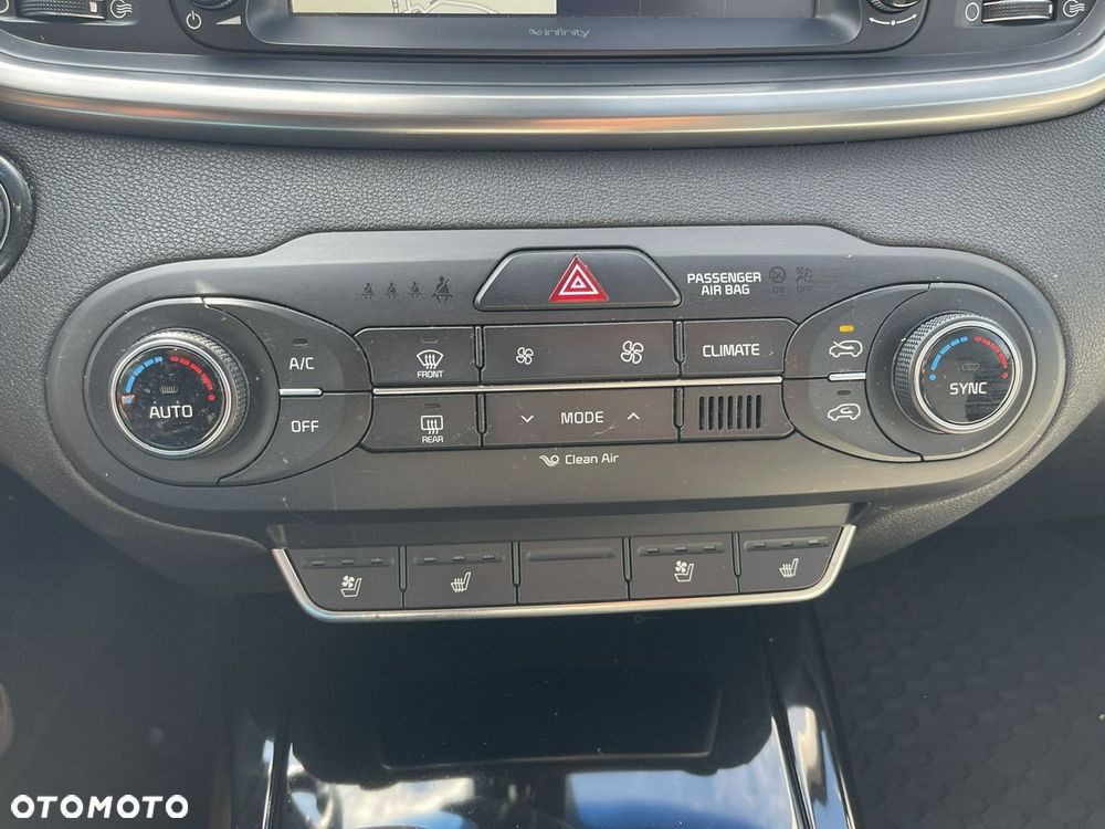Kia Sorento 2.2 CRDi AWD Platinum Edition - 10