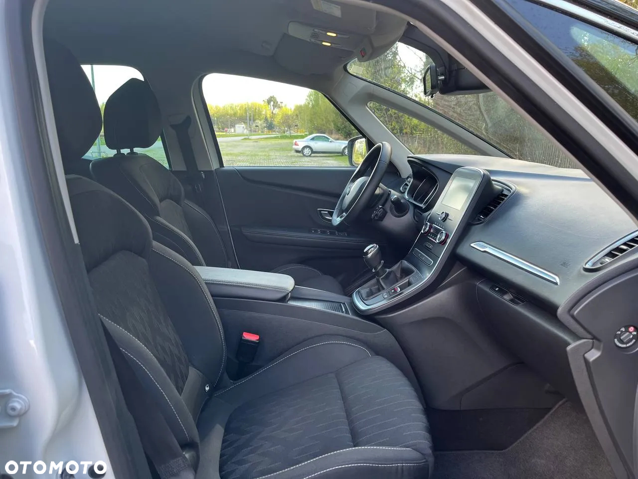 Renault Scenic 1.7 Blue dCi Zen - 18