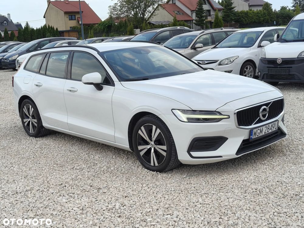 Volvo V60 B3 B Momentum - 22