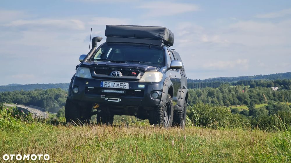 Toyota Hilux 3.0 D-4D Invincible - 4