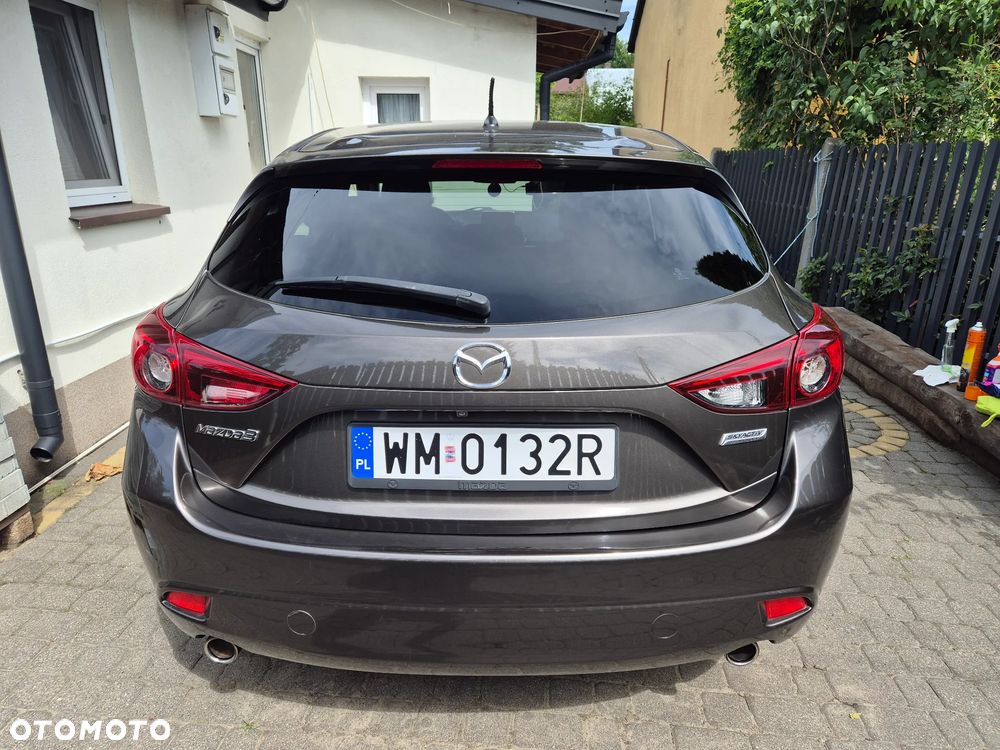 Mazda 3 - 4