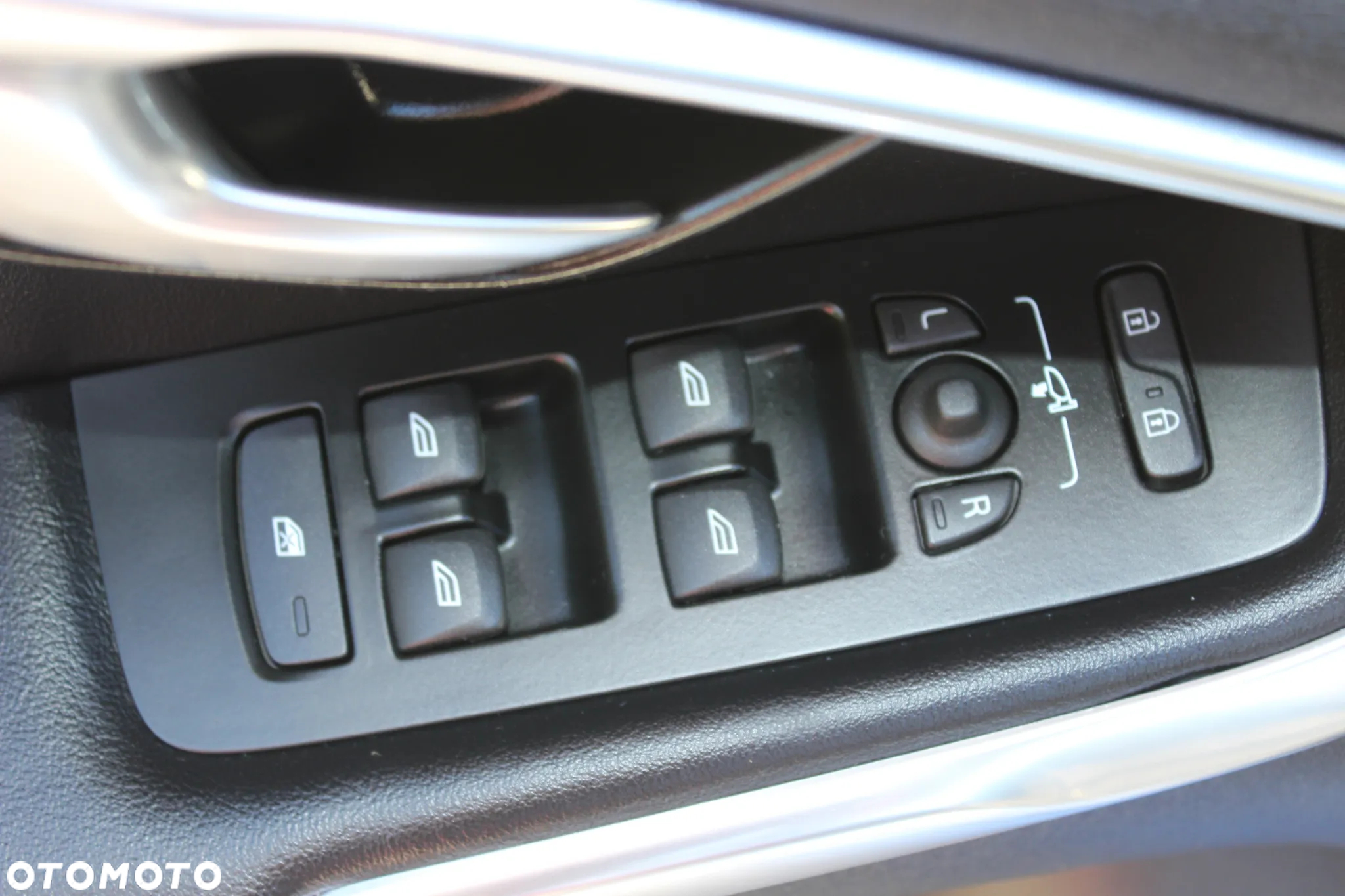 Volvo V40 D2 RDesign - 17