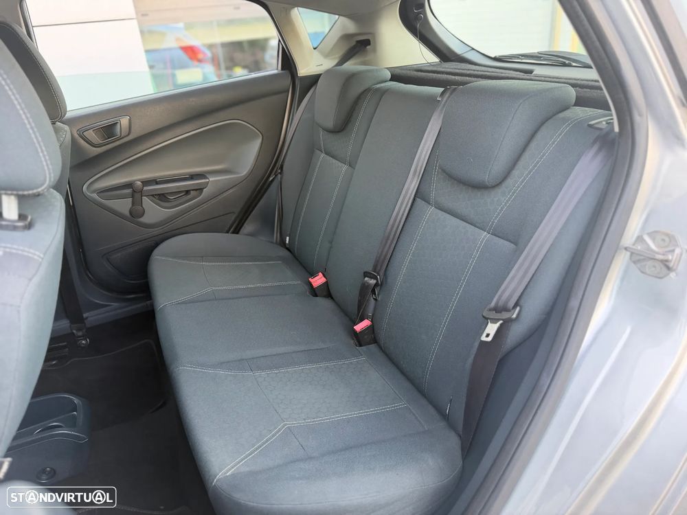 Ford Fiesta 1.25 Titanium - 27