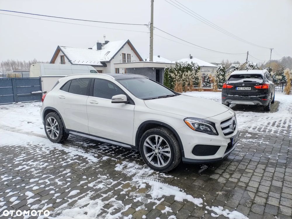 Mercedes-Benz GLA 250 4Matic 7G-DCT AMG Line - 8