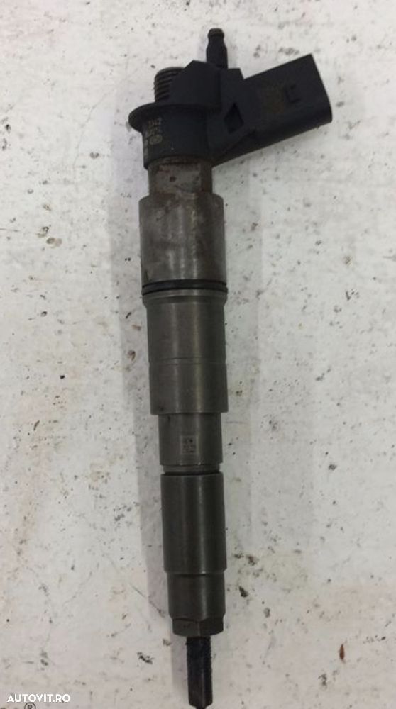 INJECTOR Original piezo BMW X5 e70 X6 e71 30D 235 cai euro4 M57N2 3.0D (231-235 CP) – Euro 4 / Euro 5 – BOSCH 0445110216 – Cod 13537792721 - 2