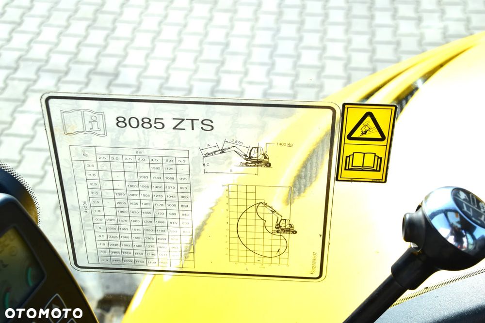 JCB 8085 ZTS - 22