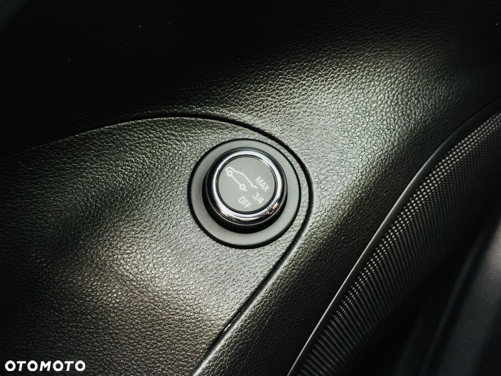 Opel Astra 1.6 Turbo Start/Stop Innovation - 21