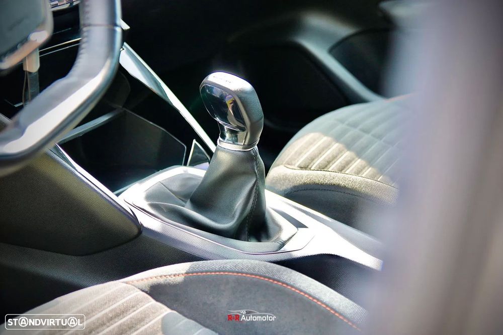 Peugeot 208 1.2 PureTech Active Pack - 19