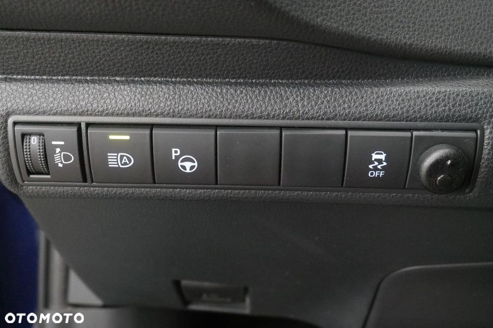 Toyota Corolla - 27