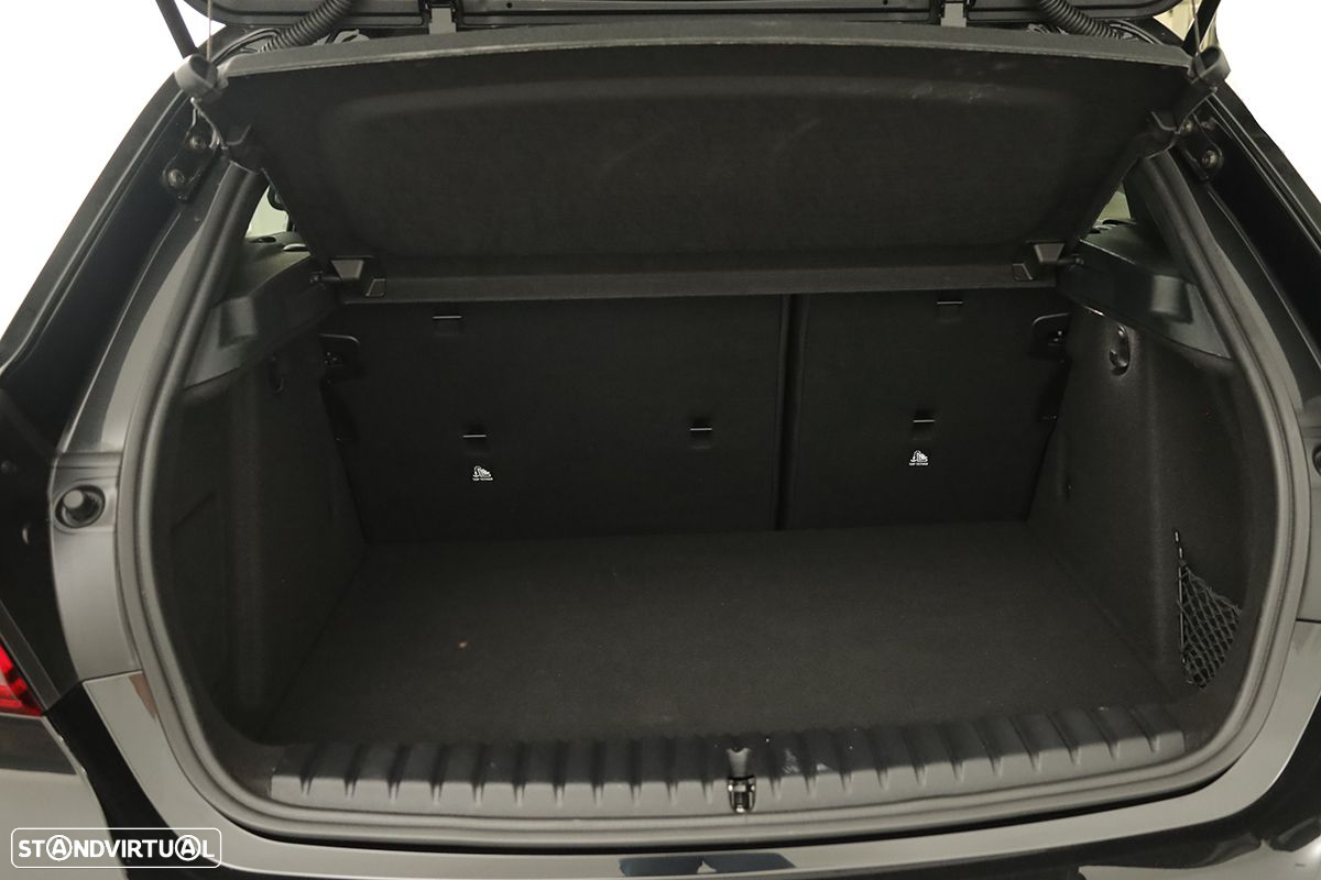 BMW 116 d Pack Desportivo M Auto - 26