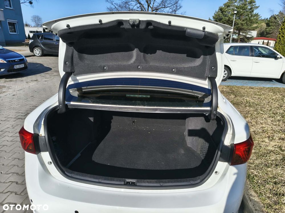 Toyota Avensis 1.8 Active - 5