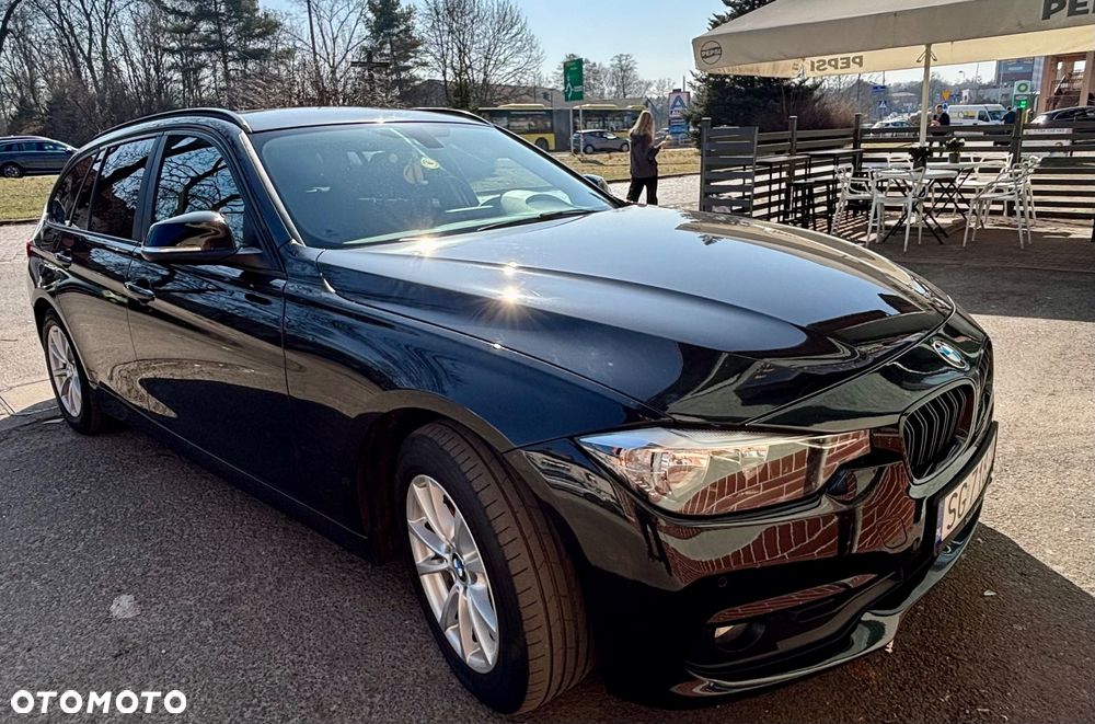 BMW 3 Series 2015 photo 2