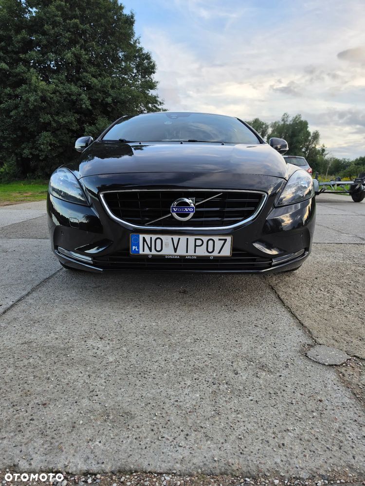 Volvo V40 T2 Ocean Race - 13