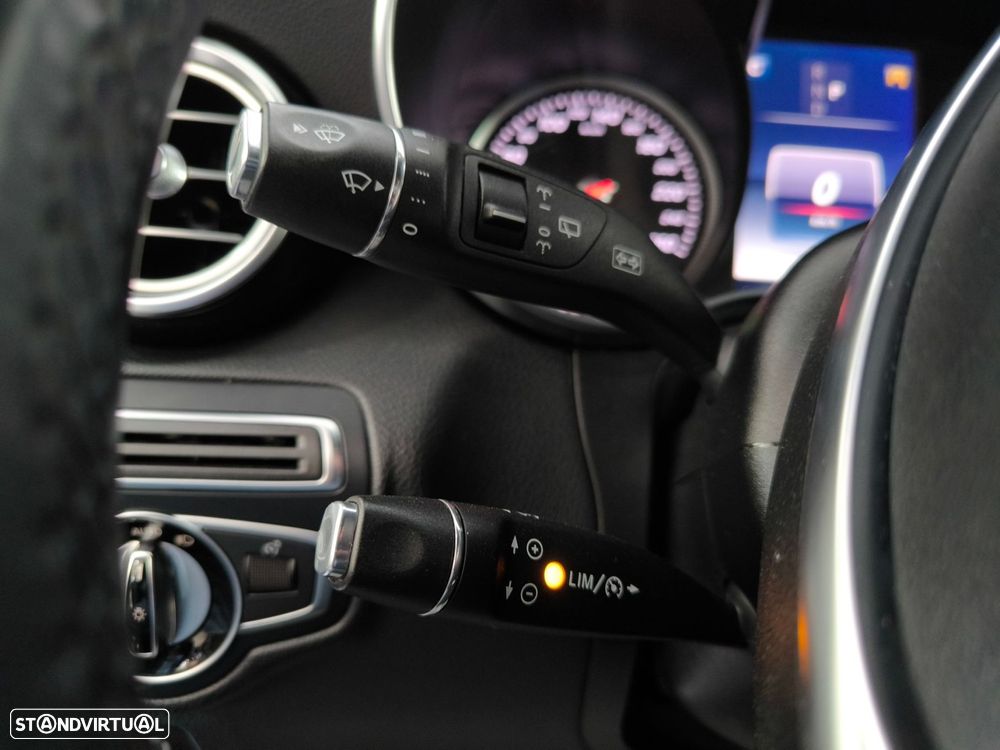 Mercedes-Benz GLC 250 d 4Matic 9G-TRONIC AMG Line - 17