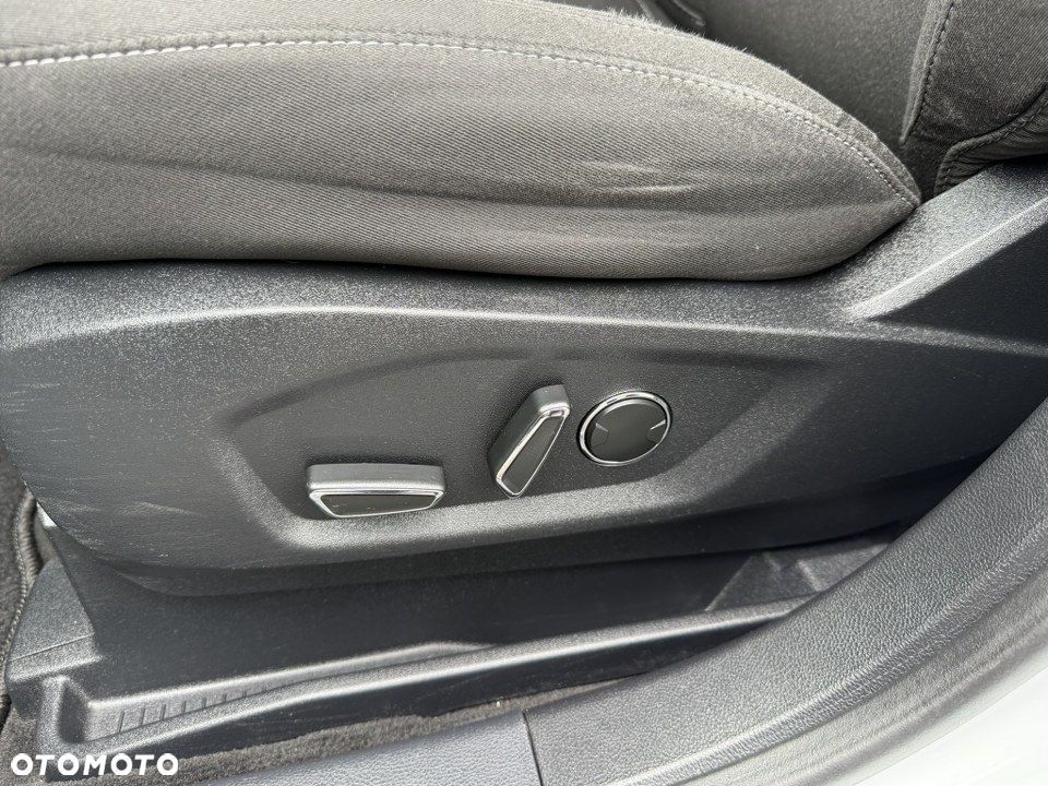 Ford S-Max 2.0 TDCi Titanium - 21