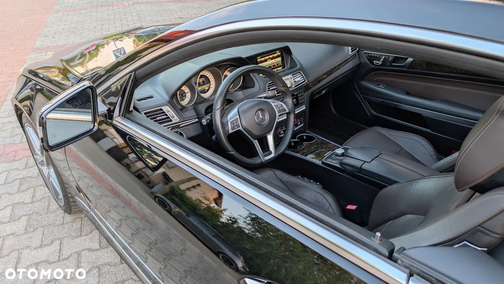 Mercedes-Benz Klasa E 400 7G-TRONIC - 19