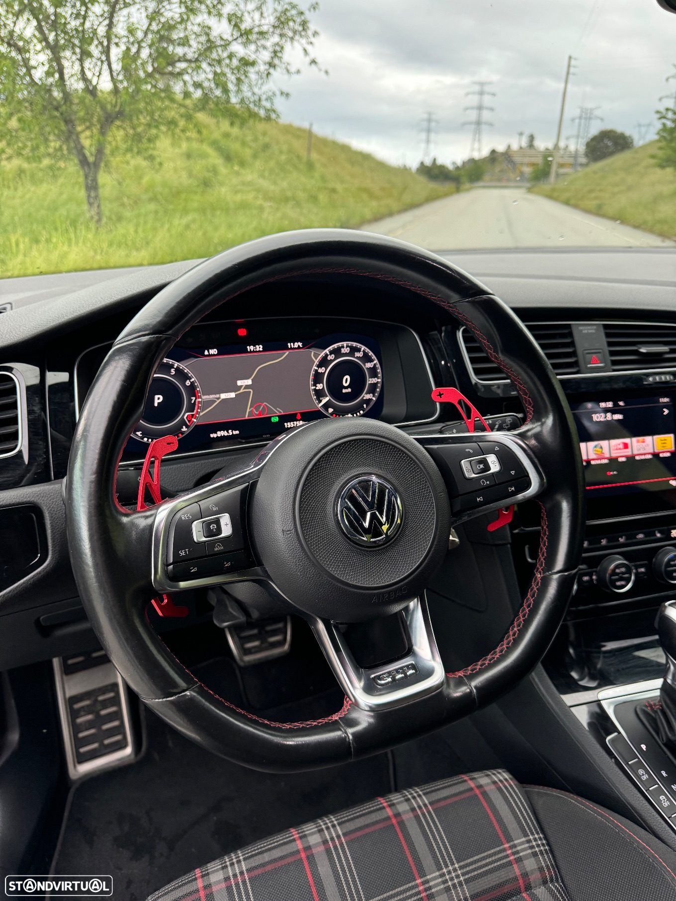 VW Golf 2.0 TSi GTi DSG Performance - 17
