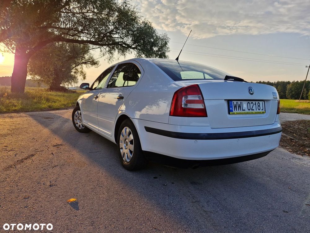 Skoda Octavia 1.6 Mint - 2