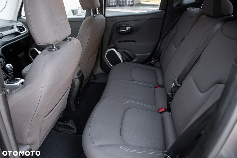 Jeep Renegade - 25