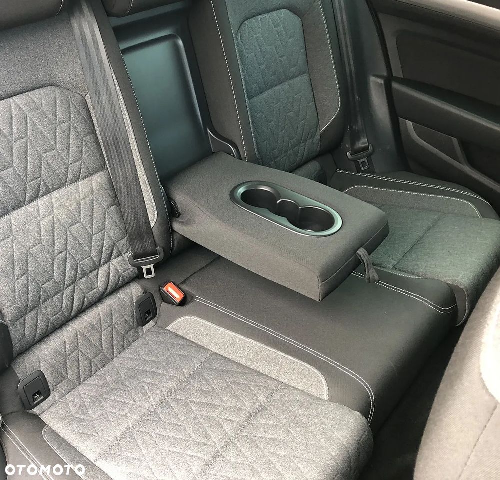 Volkswagen Passat Variant 2.0 TDI EVO Business - 32