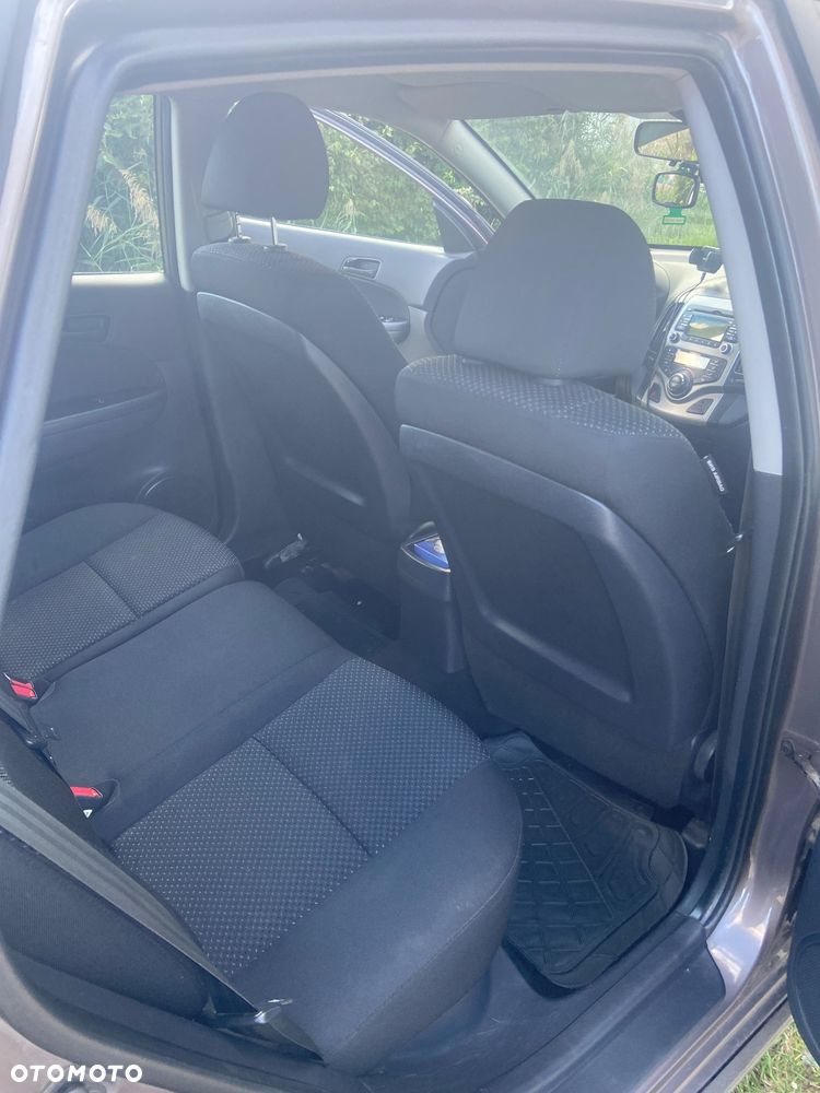 Hyundai i30 1.6 CRDi Blue Classic - 11
