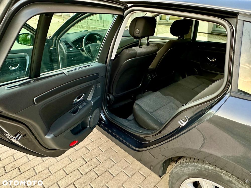 Renault Laguna 2.0 dCi Expression - 7