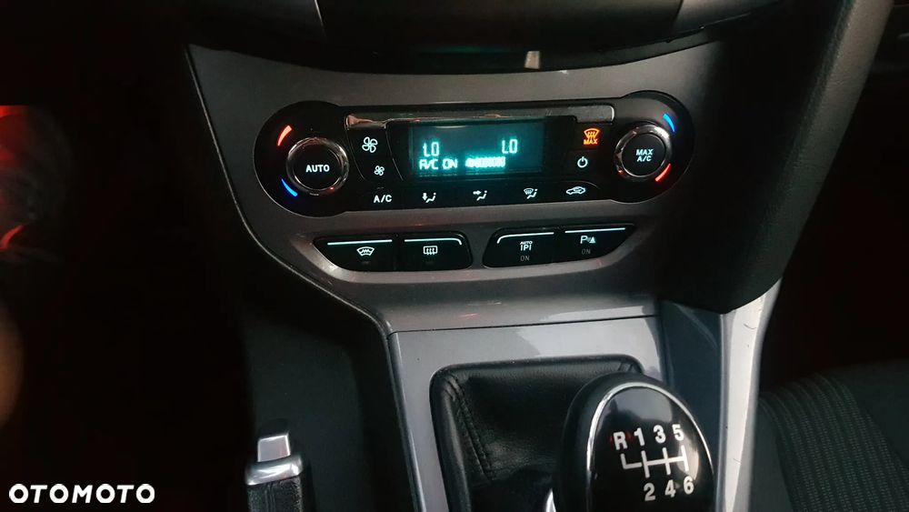 Ford Focus 2.0 TDCi Titanium - 36