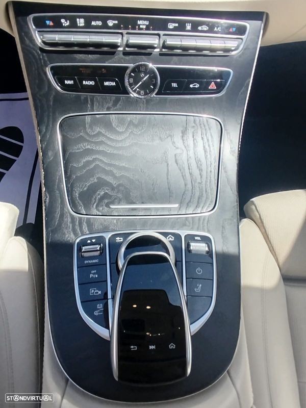 Mercedes-Benz E 300 - 21