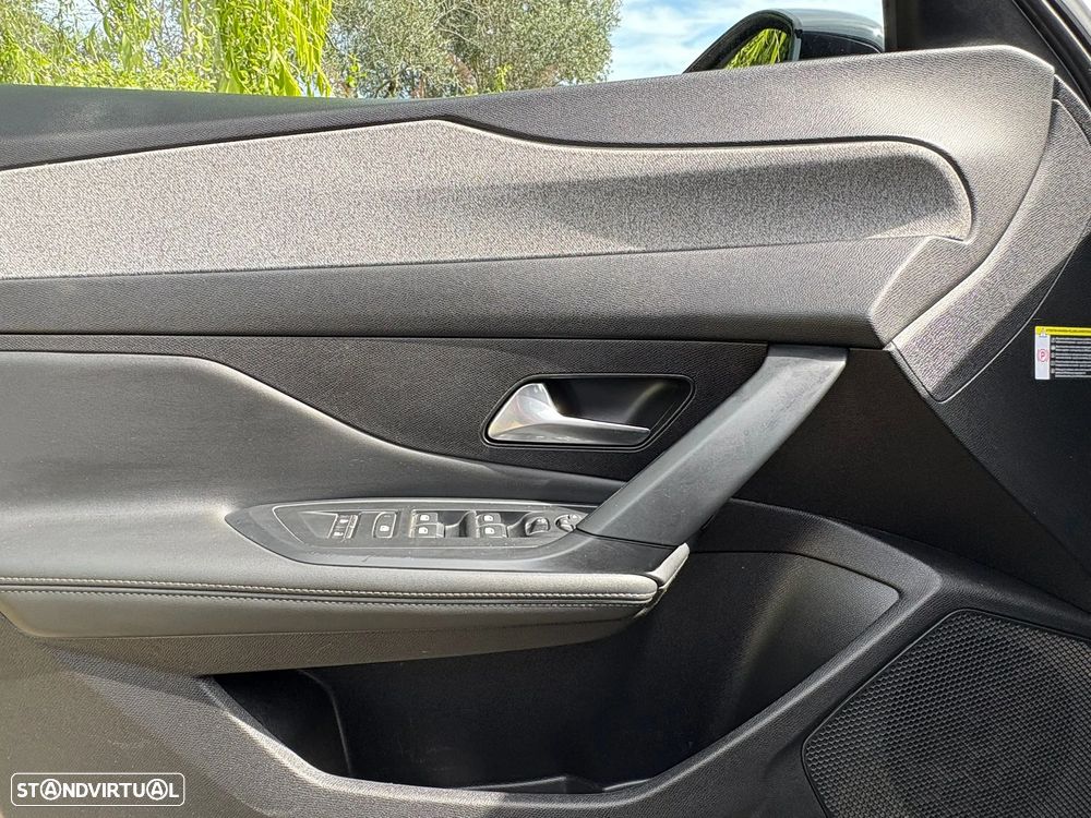 Peugeot 308 1.5 BlueHDi Allure Pack EAT8 - 19