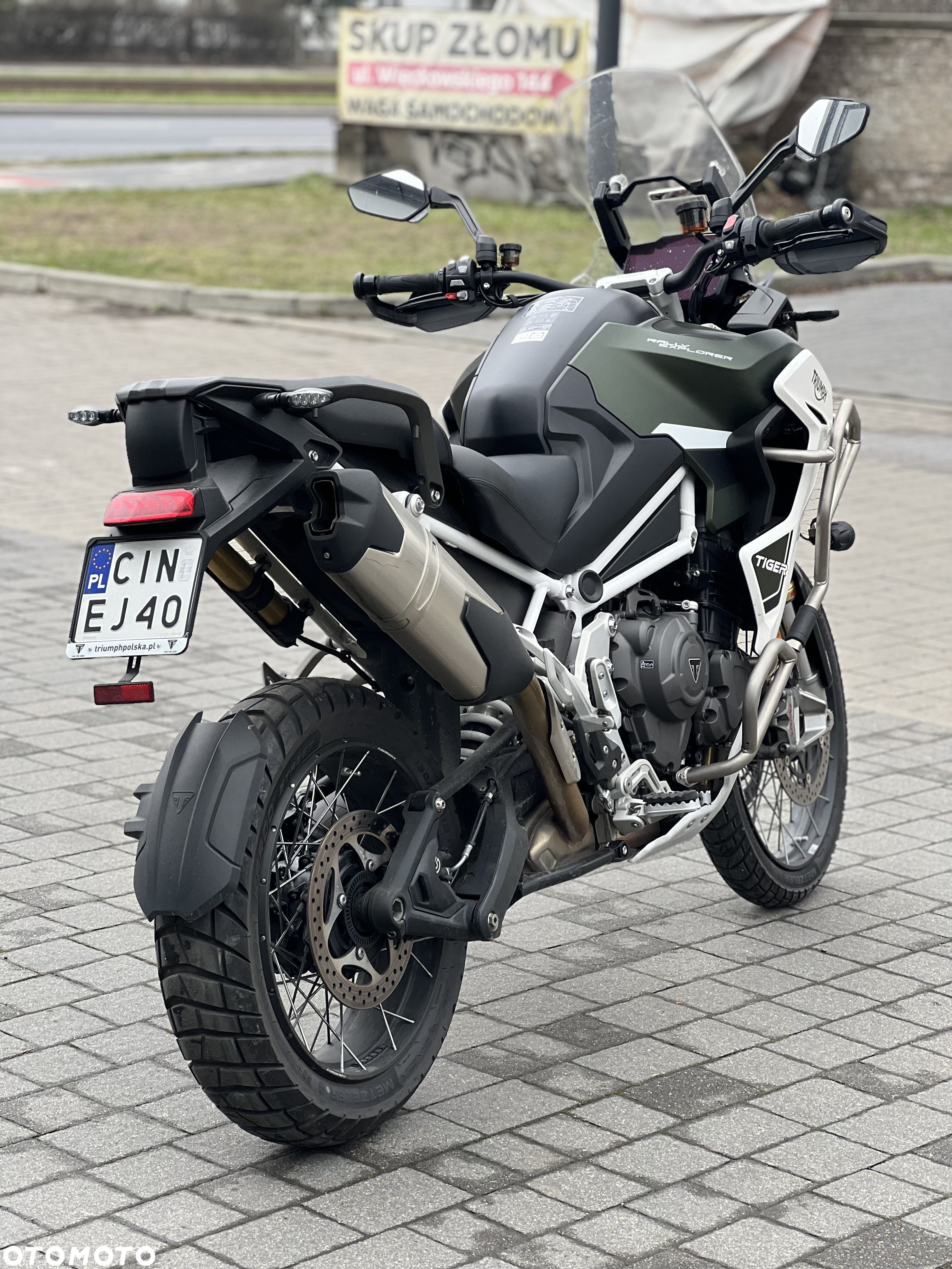 Triumph Tiger - 4