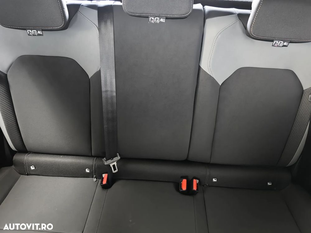 Dacia Duster 155 Extreme - 11