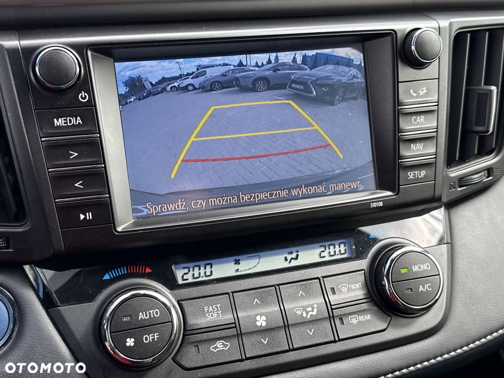 Toyota RAV4 Hybrid Premium 4x4 - 19
