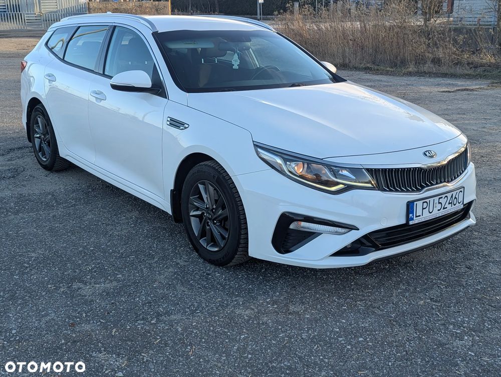 Kia Optima - 1