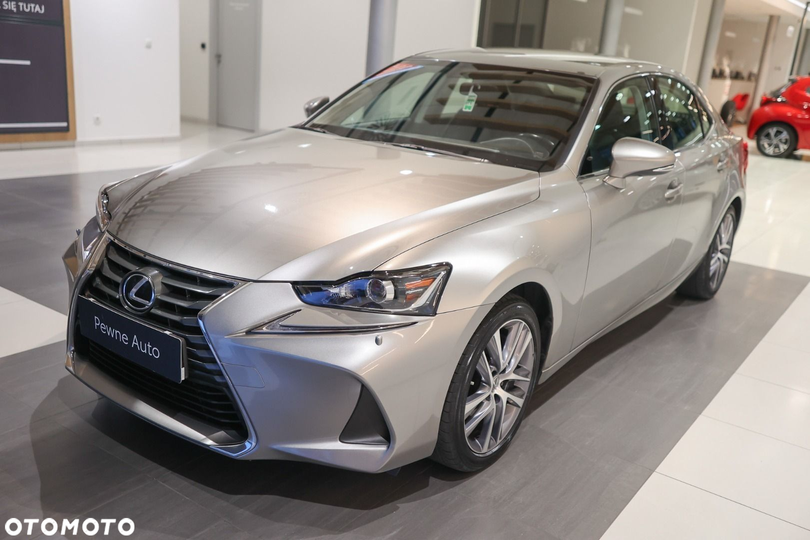 Lexus IS - 4