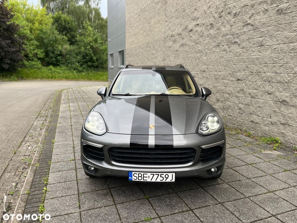 Porsche Cayenne S Platinum Edition - 2