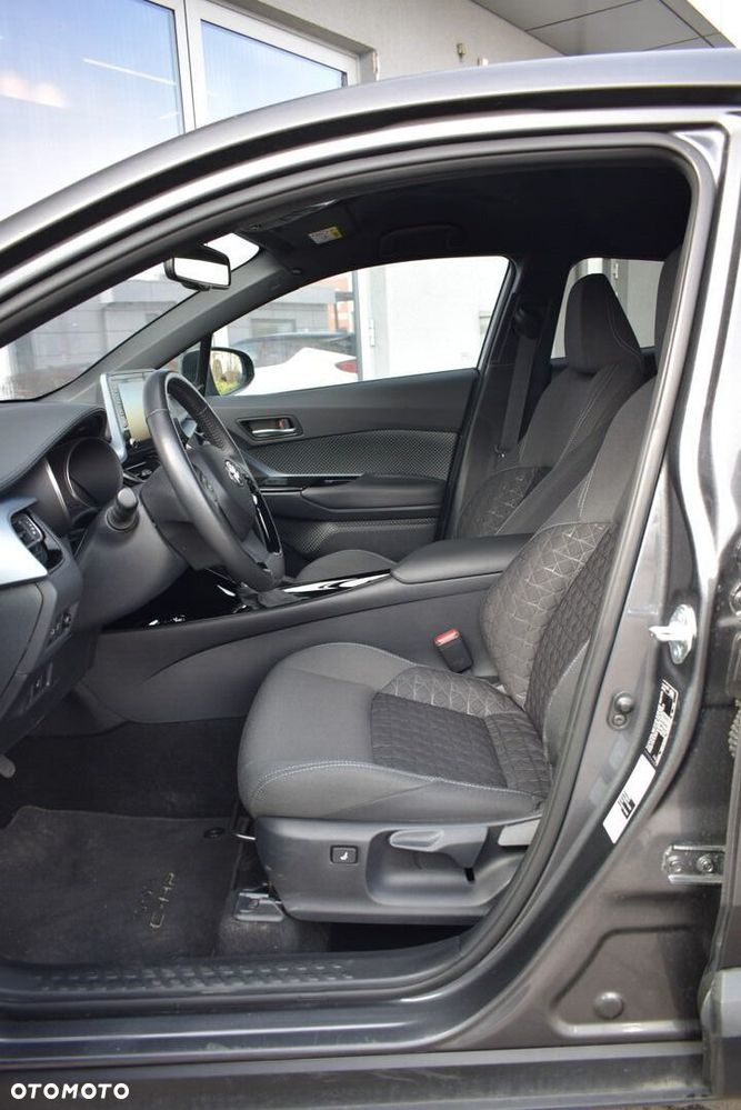 Toyota C-HR 2.0 Hybrid Style - 8